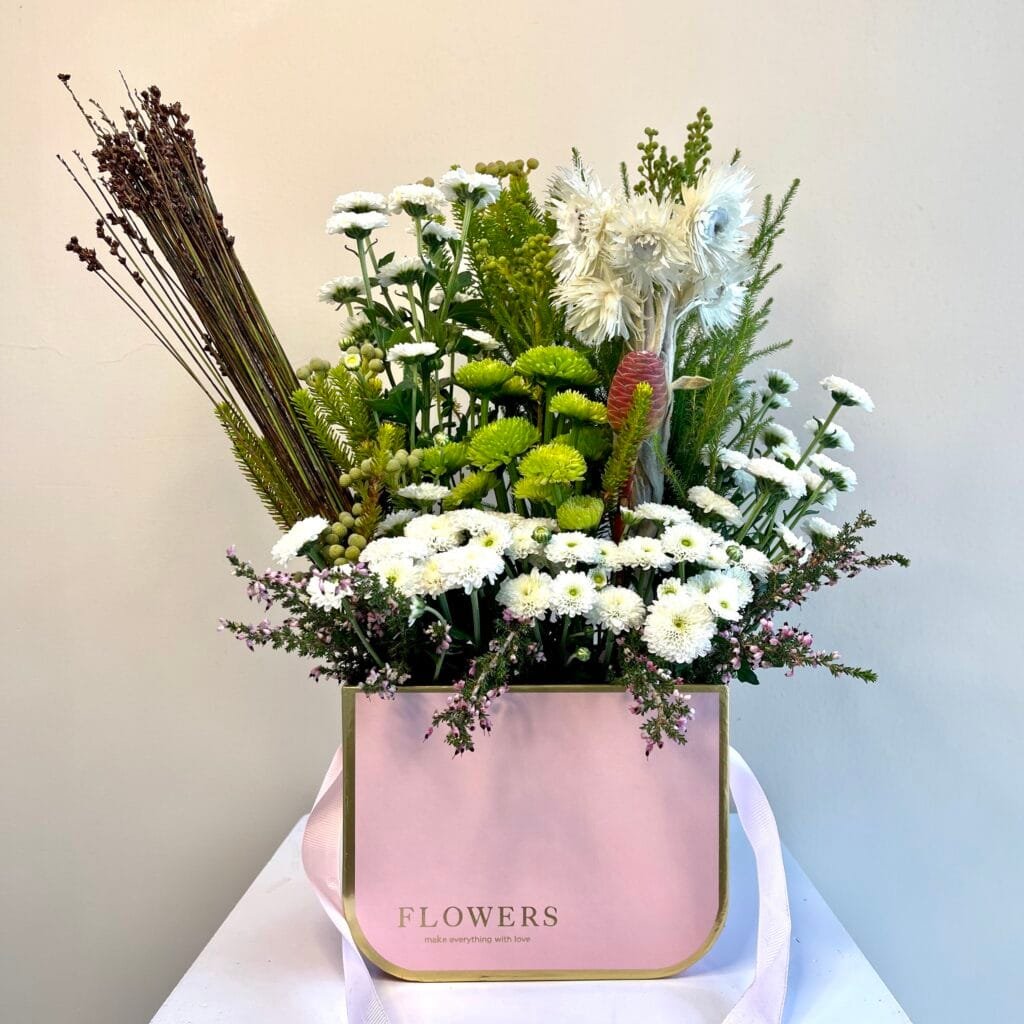 ⁦Beauty In Abundance⁩ - الصورة ⁦1⁩