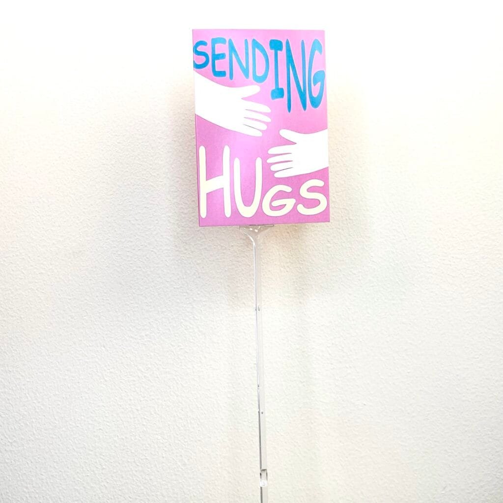 Sending Hugs Card - Image 1