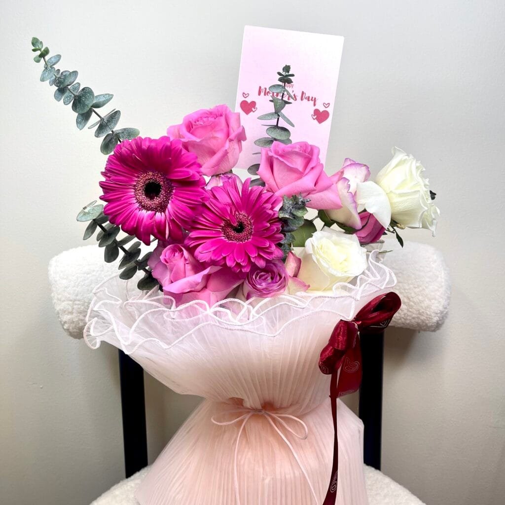 ⁦Girly⁩ - الصورة ⁦1⁩